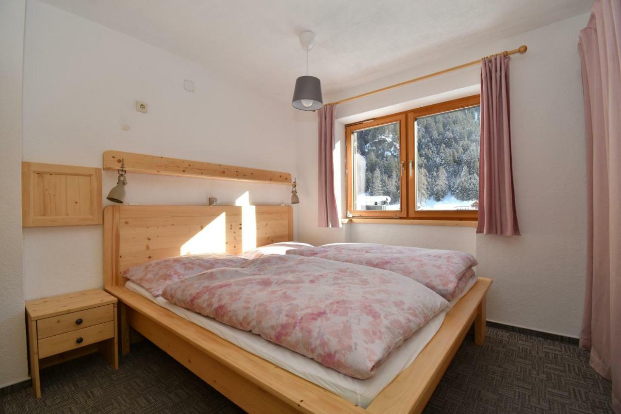 Haus Hubertus Appartement Sankt Leonhard im Pitztal Buitenkant foto