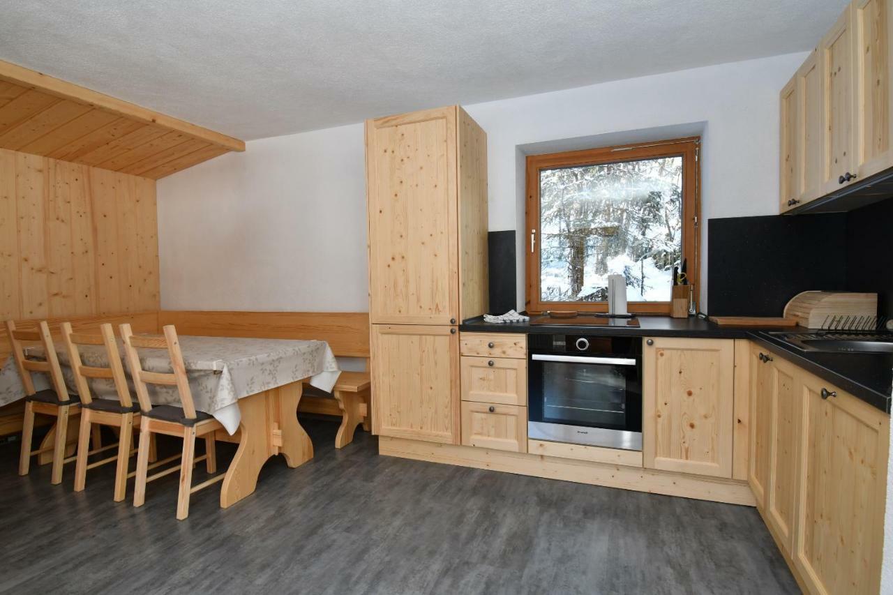 Haus Hubertus Appartement Sankt Leonhard im Pitztal Buitenkant foto